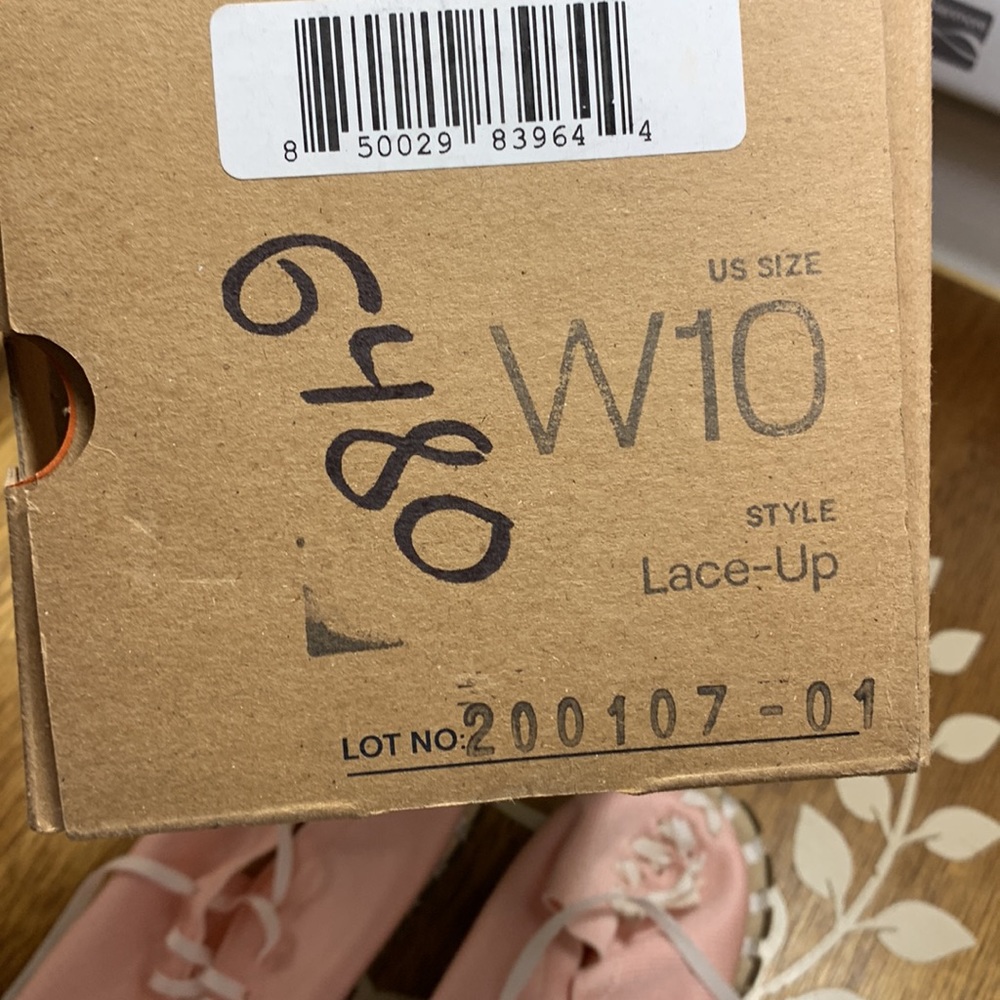 Kengos Size W10 New In Box Never Worn - image 3